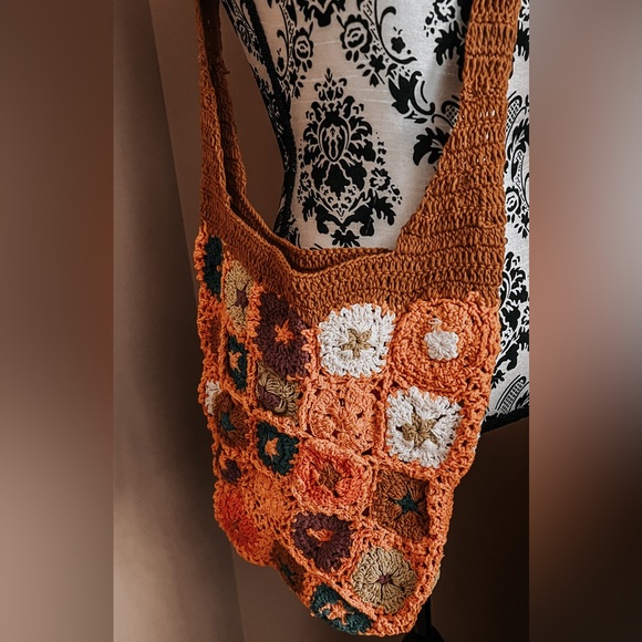 Urban outfitters Crochet Woven Shoulder Bag - Picture 7 of 7